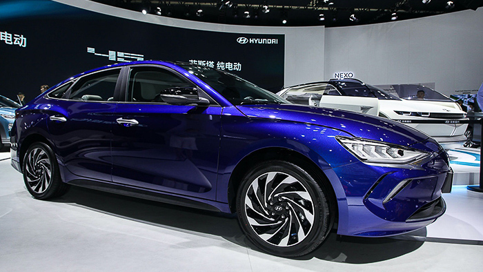 Hyundai Elantra EV ra mắt tại Trung Quốc: Xe 